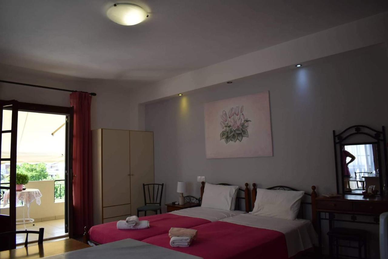Iliotropio Studios Loutra Edipsou  Ngoại thất bức ảnh